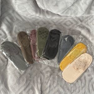 Lace Ankle Socks- 8 Assorted Colours